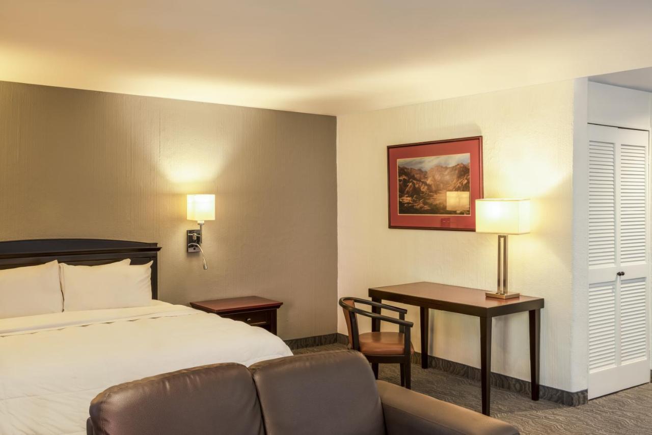 Gamma Tijuana Hotel Bagian luar foto