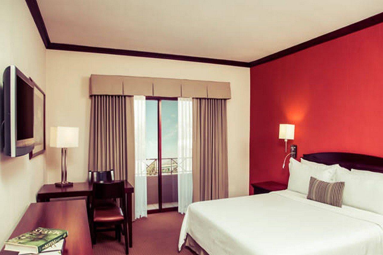 Gamma Tijuana Hotel Bagian luar foto