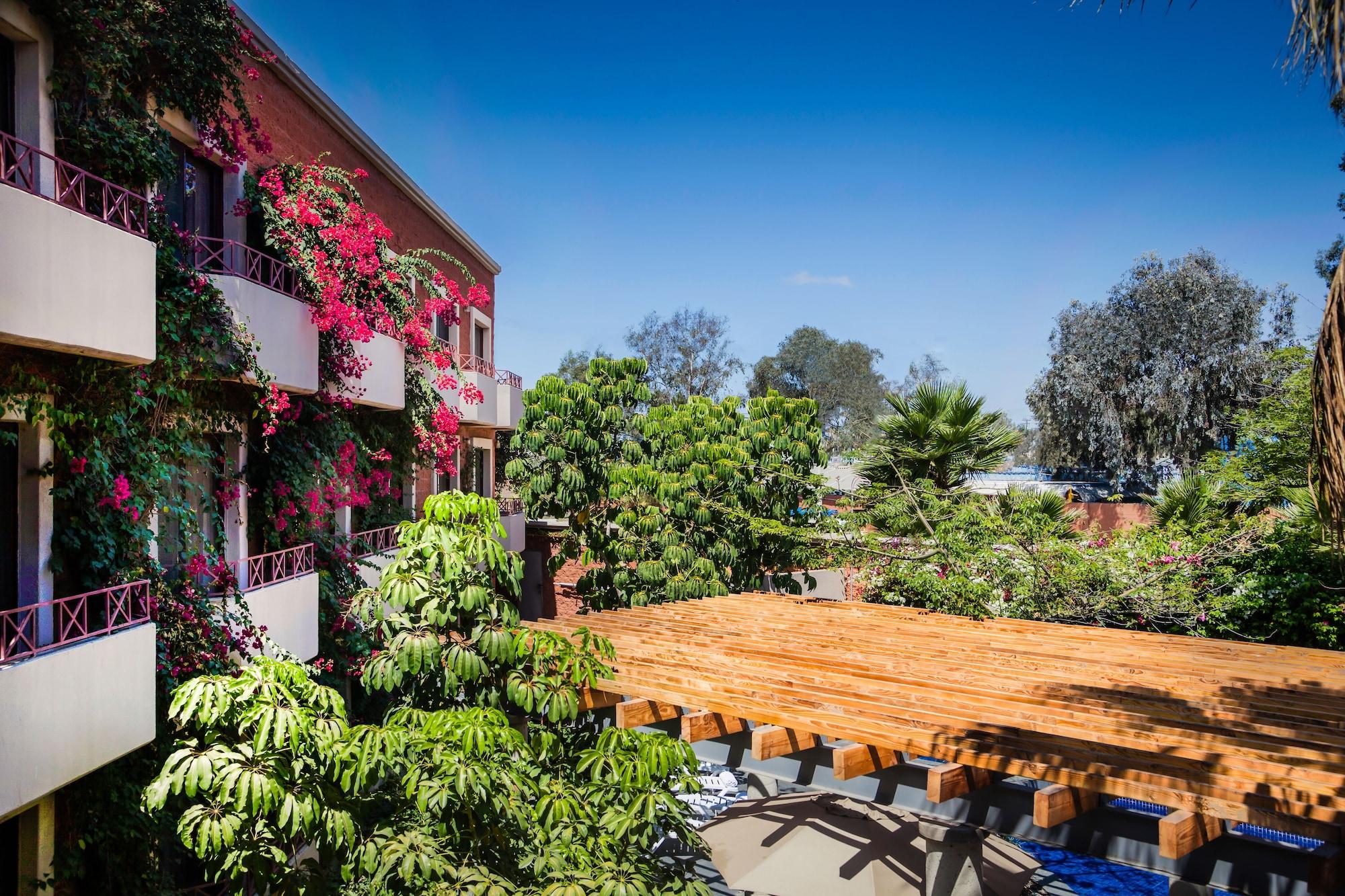 Gamma Tijuana Hotel Bagian luar foto