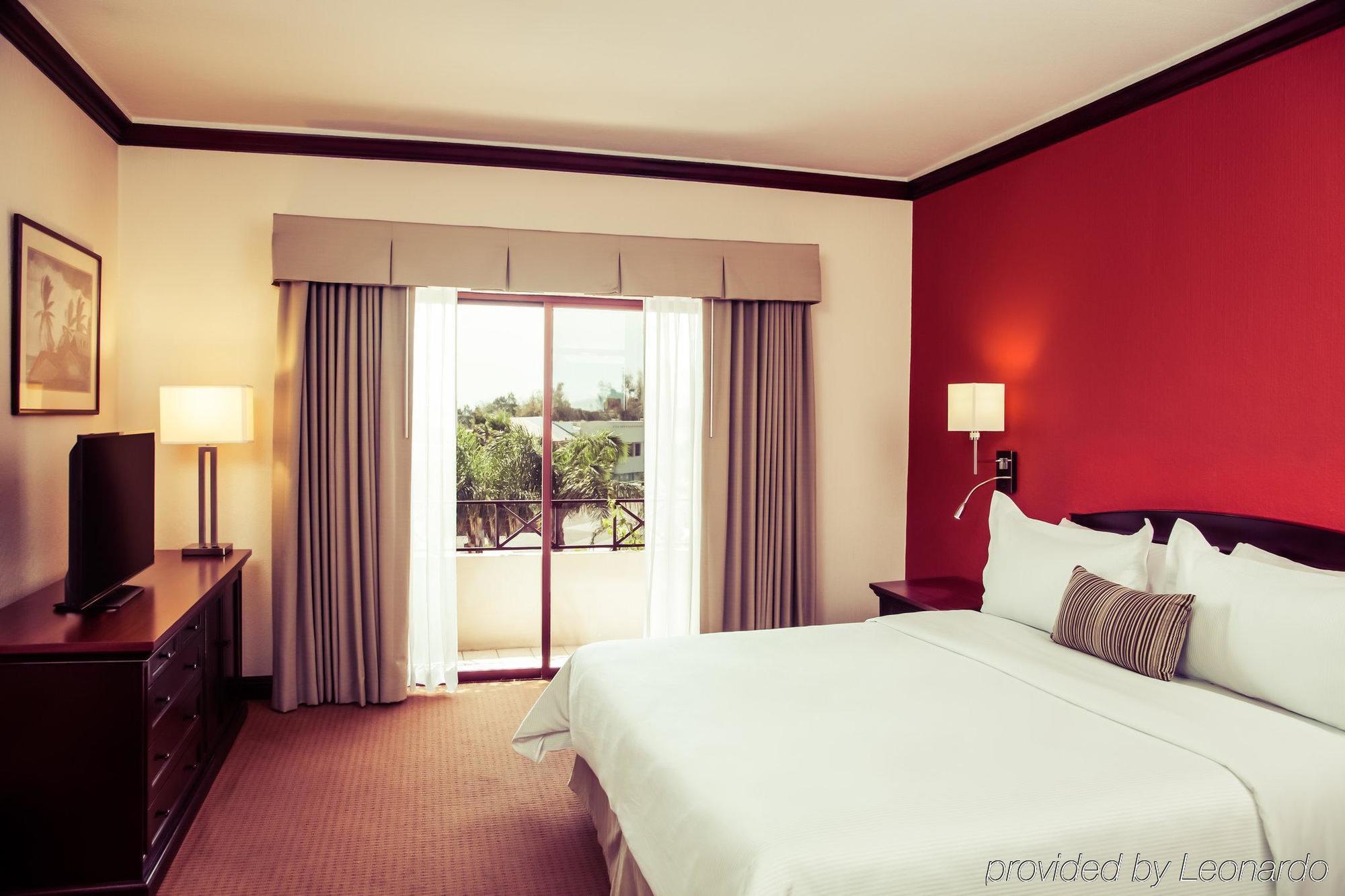 Gamma Tijuana Hotel Bagian luar foto