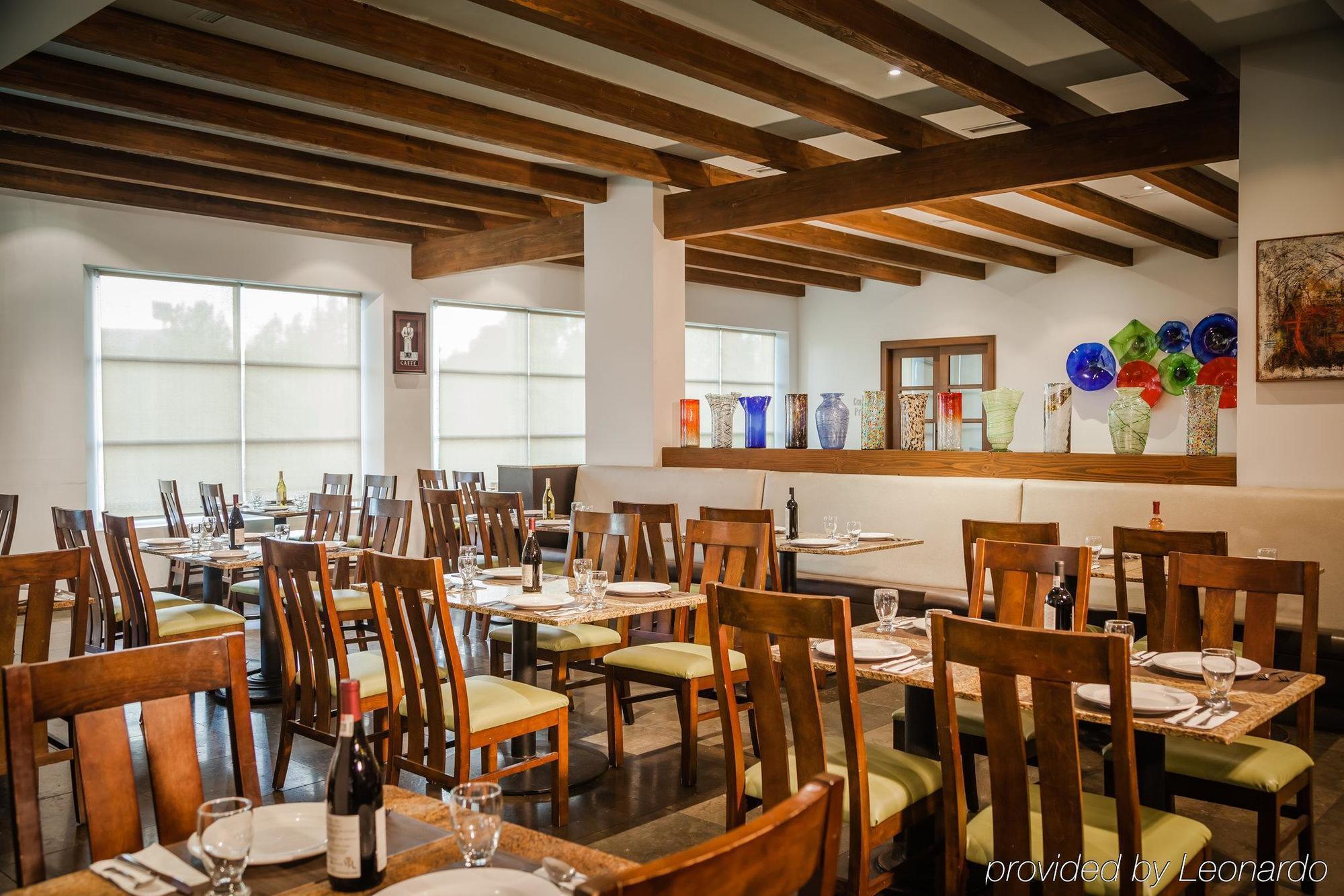 Gamma Tijuana Hotel Bagian luar foto
