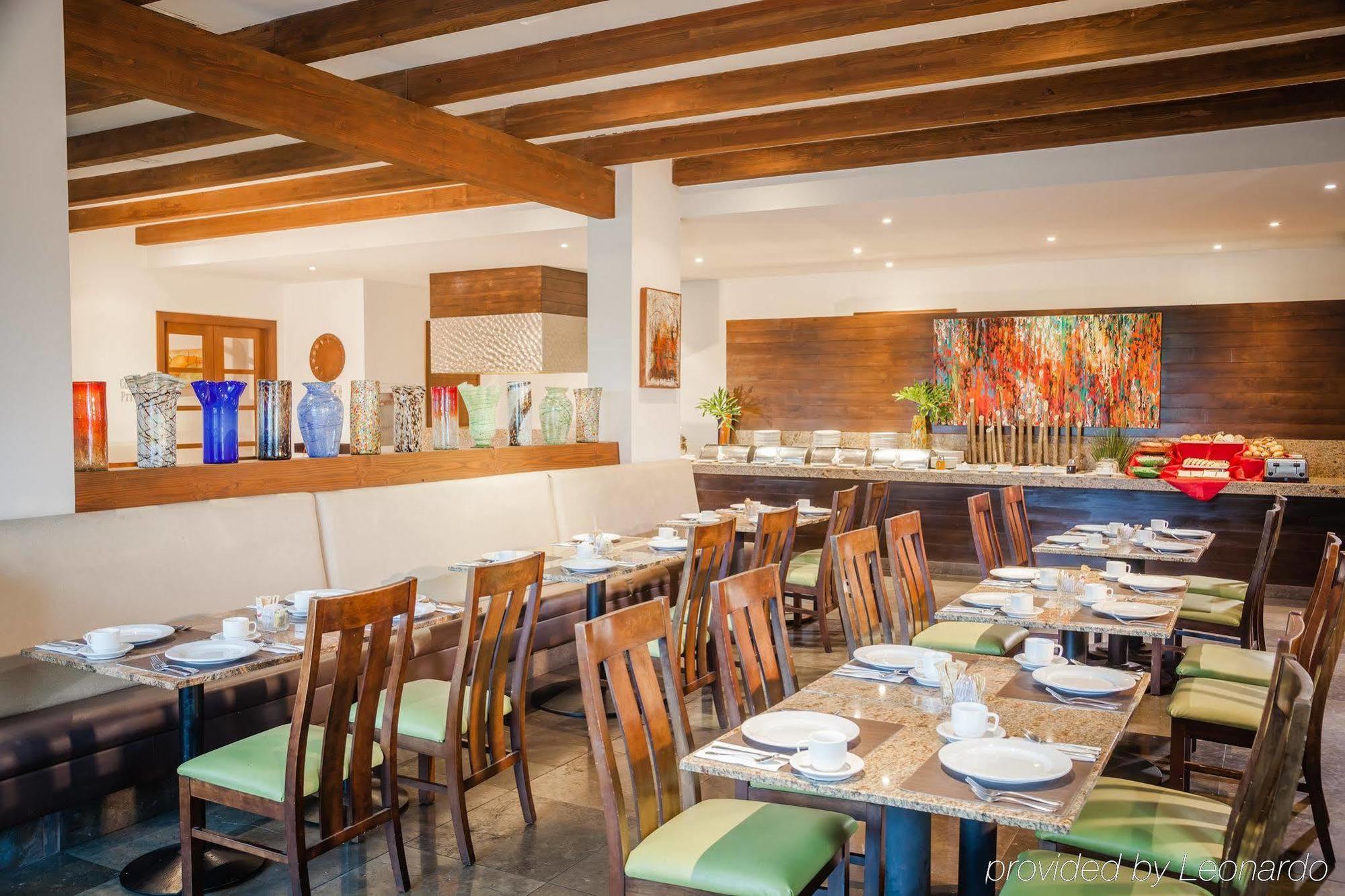 Gamma Tijuana Hotel Bagian luar foto