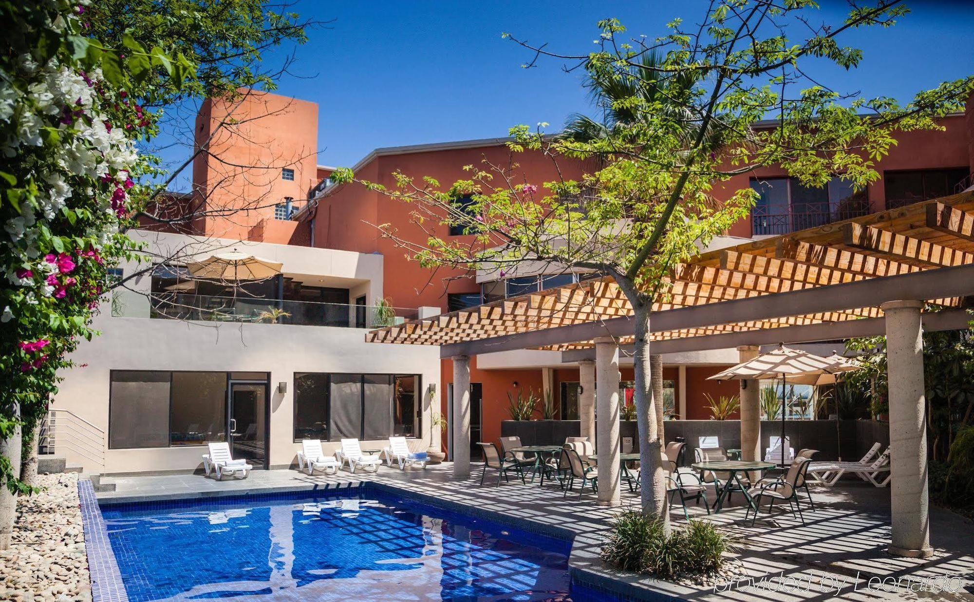 Gamma Tijuana Hotel Bagian luar foto